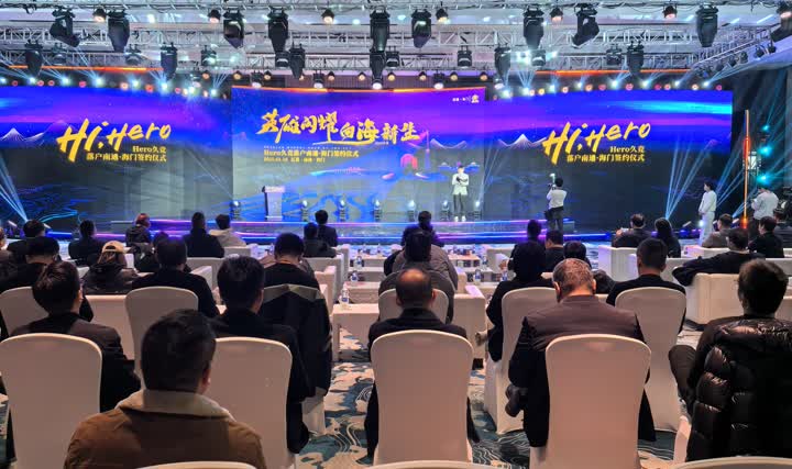 更源于对球 更源于对球